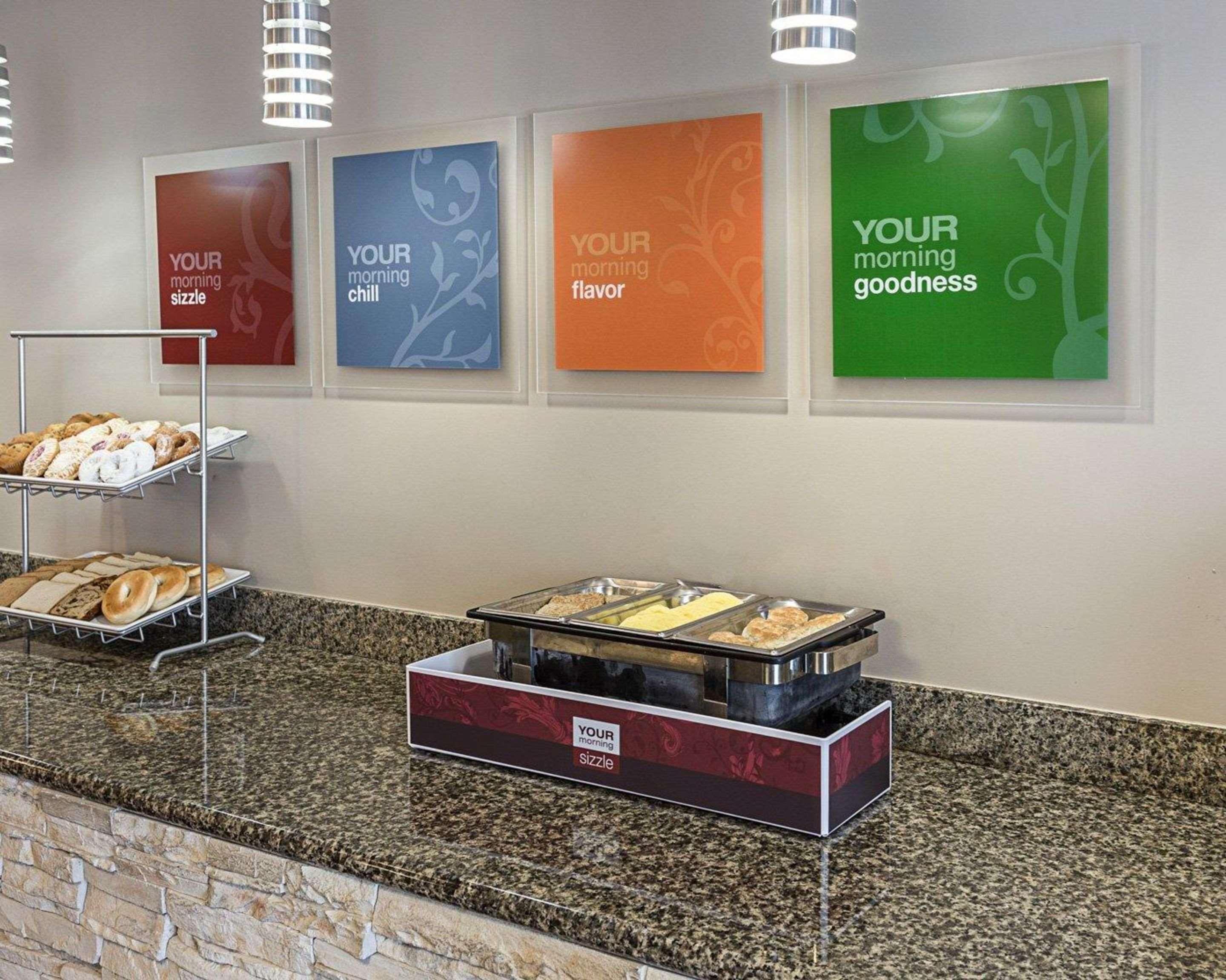 Comfort Suites Near Tanger Outlet Mall Gonzales Dış mekan fotoğraf