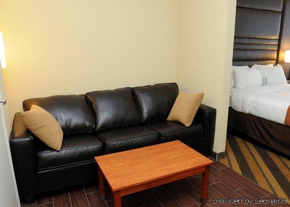 Comfort Suites Near Tanger Outlet Mall Gonzales Dış mekan fotoğraf
