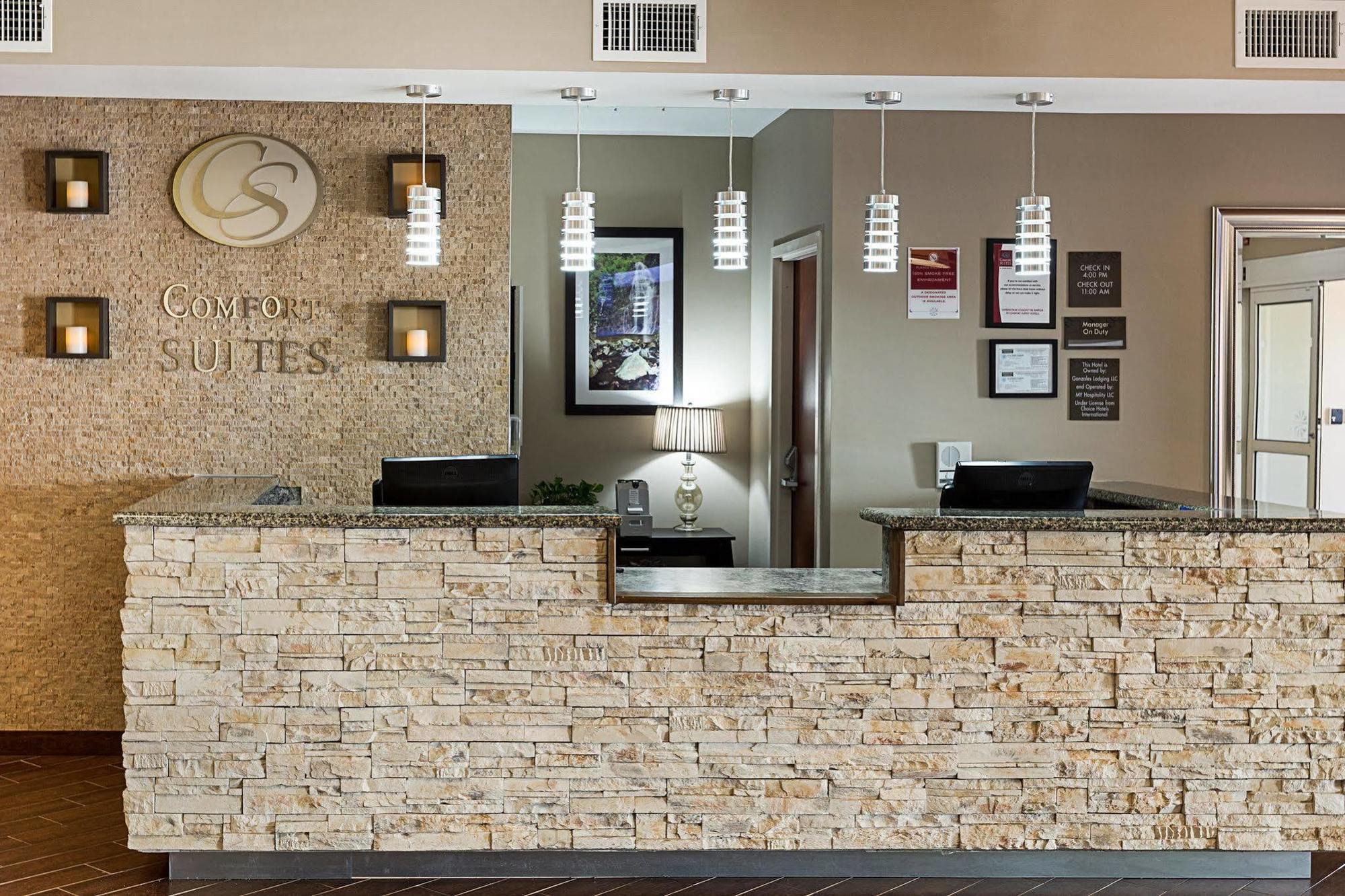 Comfort Suites Near Tanger Outlet Mall Gonzales Dış mekan fotoğraf